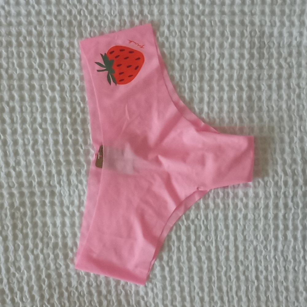 Pink Victoria Secret panties - Picture 7 of 8